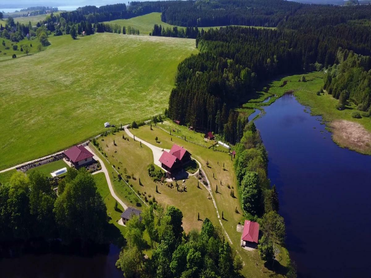 Апартаменты Lipno Island Фримбурк Экстерьер фото